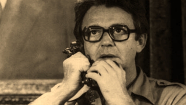 Cena de O Bem-amado (1973). Emiliano Queiroz interpreta Dirceu Borboleta.